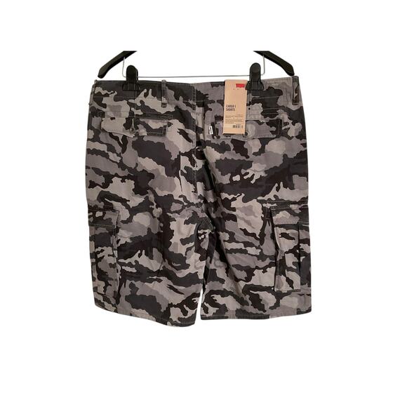 NWT Levi's Cargo I Shorts Mens Large Gray Black Camo Relaxed Fit White Tab - Picture 14 of 16